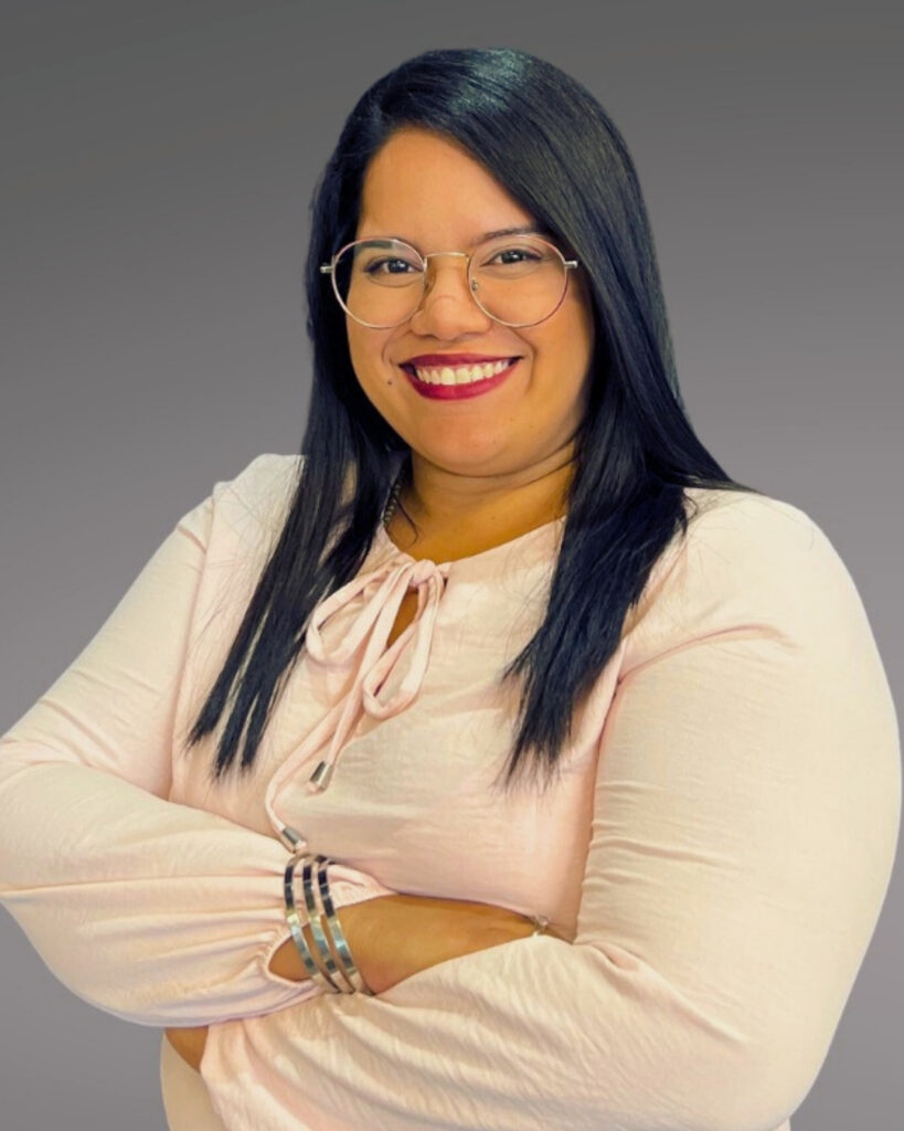 Samantha J. Noguera, especialista en Growth Marketing de Real y Medio, agencia de marketing en Mérida, Yucatán.